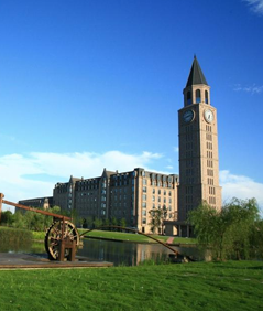 上海 · 中国平安营运管理中心